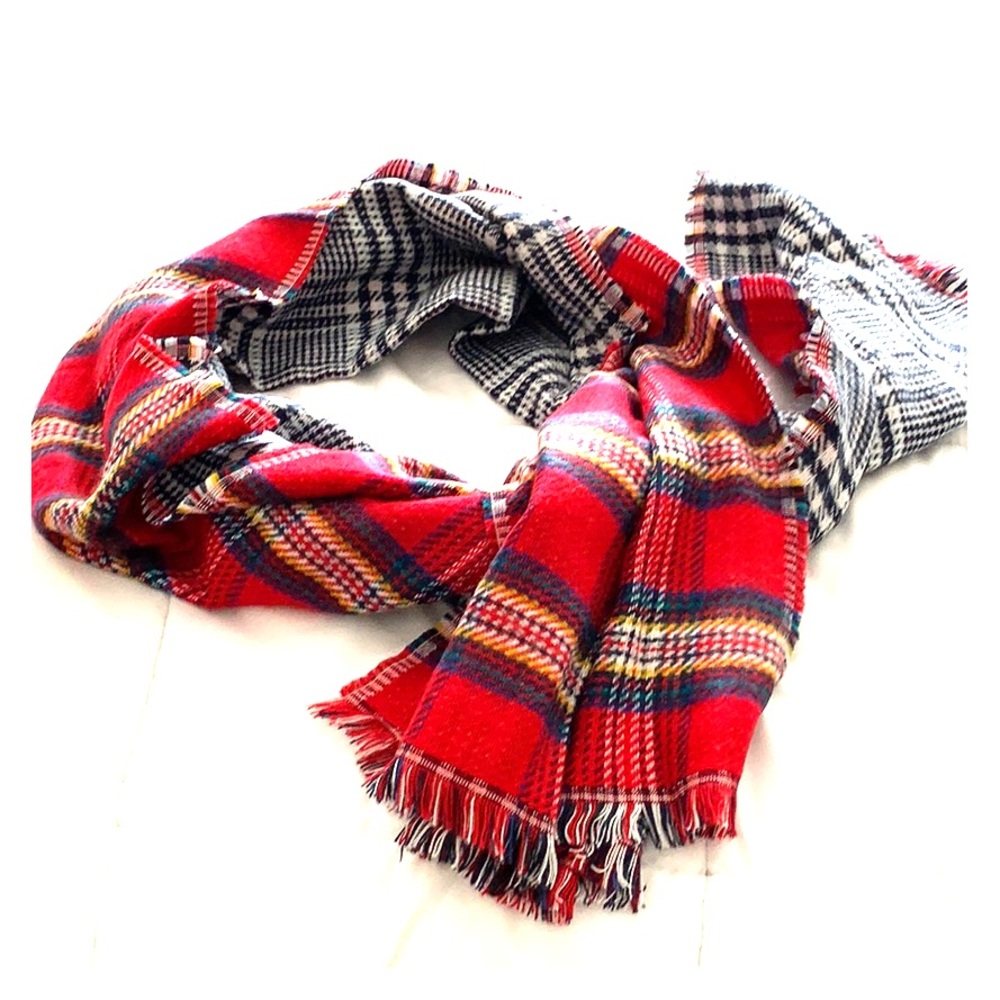 Cozy Reversible Old Navy Blanket scarf